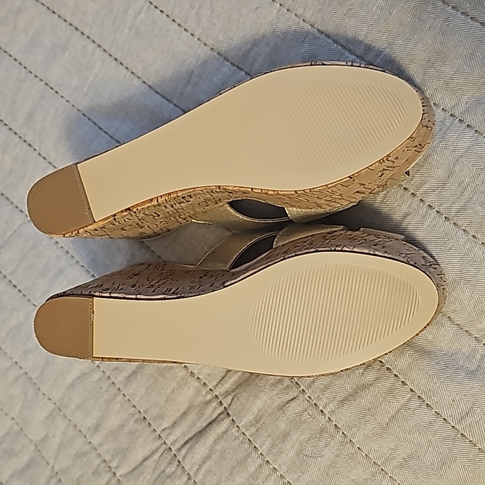 Wedge platform sandals - Picture 3 of 3